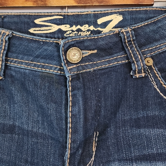 Seven7 boot cut mid rise embroidered jeans - Picture 4 of 9